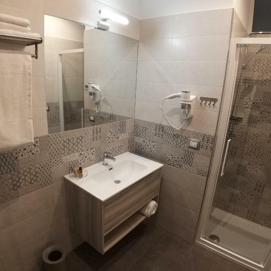 B&B La Rosa Felice Μπάρι Εξωτερικό φωτογραφία